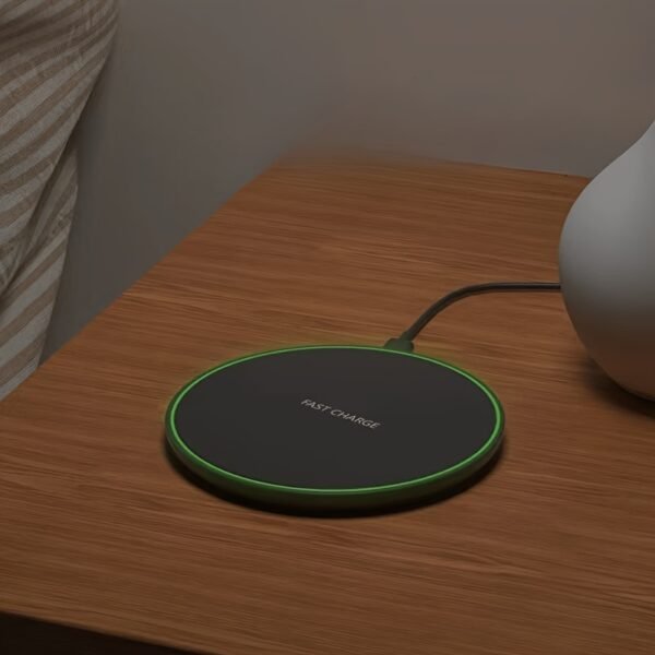 Portable Travel Charger, Round Thin Design, 15W Fast Charging Magnetic Wireless Charger with USB Connector, Compatible with Apple and for SamSung Phones, USB-Powered, 36V Max Voltage, Fast Charging Function, No Battery Required - Image 3