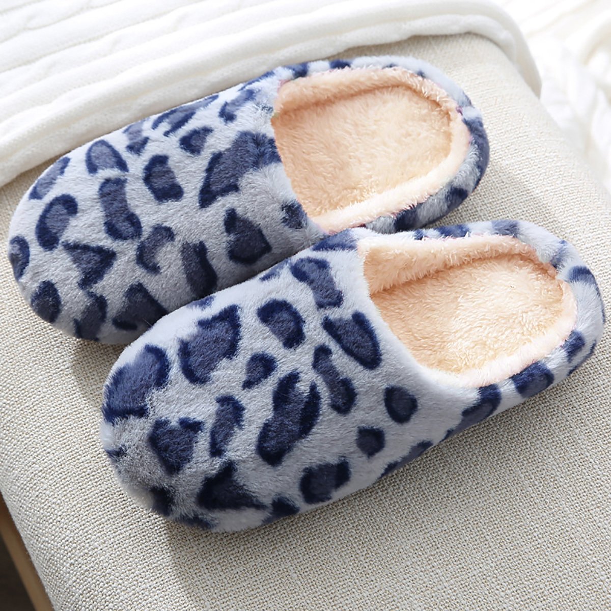 Women's Fluffy Home Slippers, Soft & Comfortable Leopard Pattern Indoor Slides - Image 20