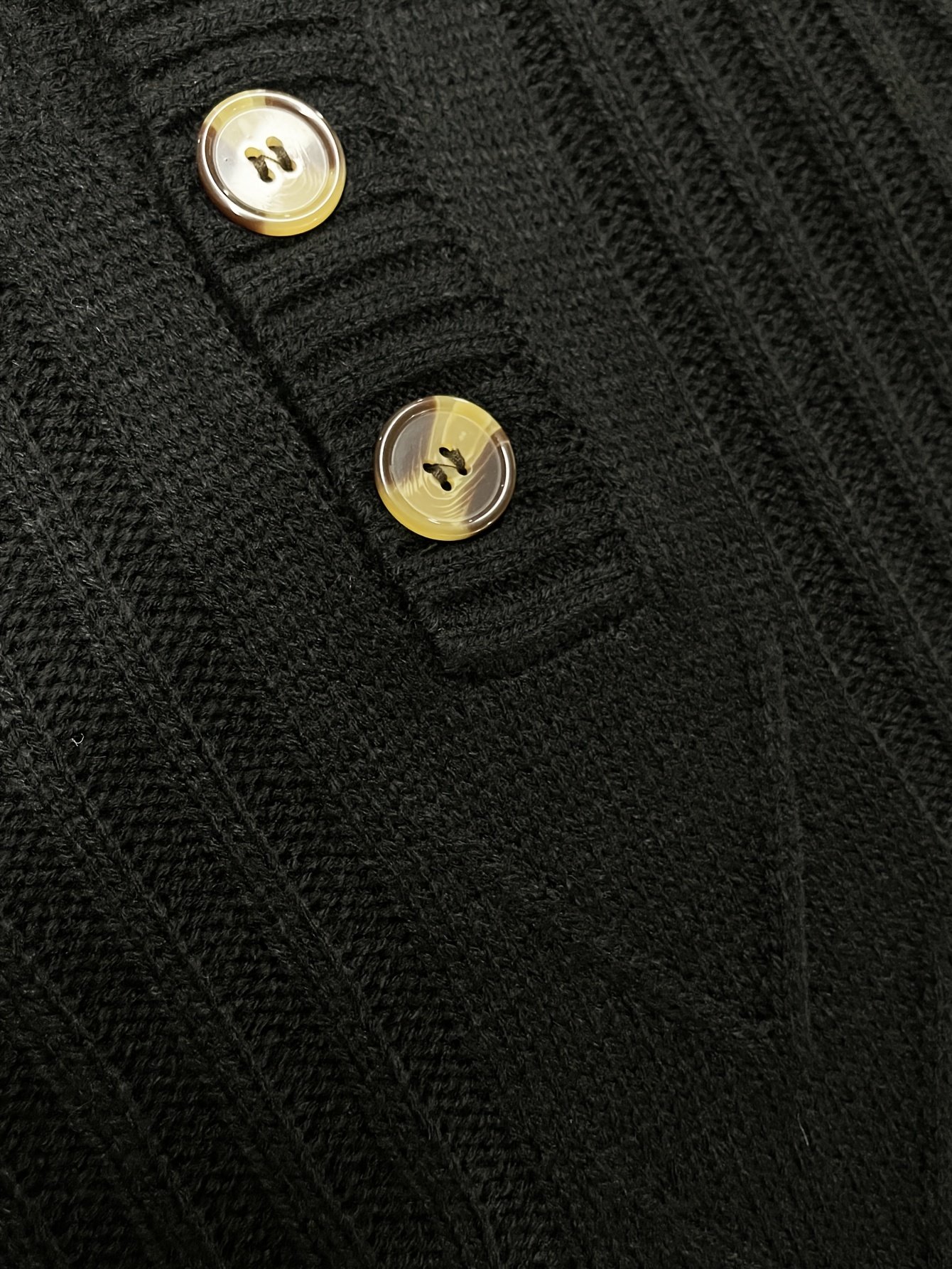 Cozy Men's Retro Long Sleeve Cable Knit Button Pullover Sweater for Winter - Image 8