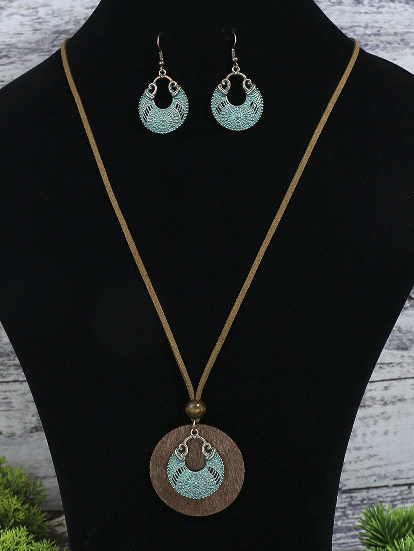 3pack Ancient Folk Wooden Round Plus Geometric Ancient Copper Layered Charm Earrings Necklace Set - Image 21