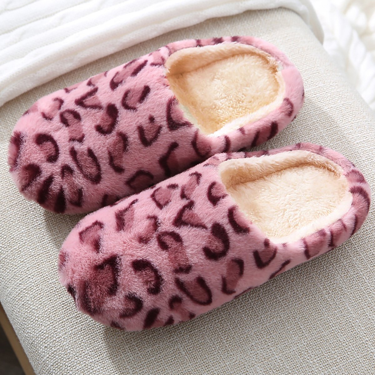 Women's Fluffy Home Slippers, Soft & Comfortable Leopard Pattern Indoor Slides - Image 17