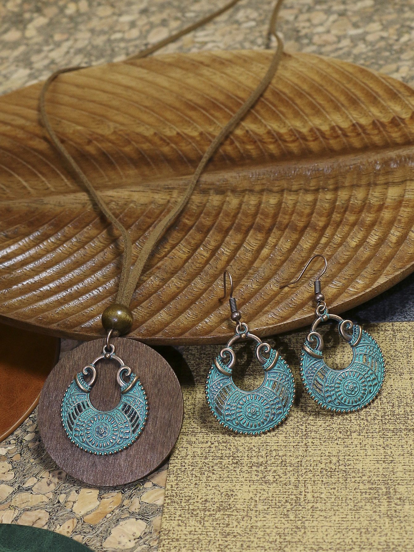 3pack Ancient Folk Wooden Round Plus Geometric Ancient Copper Layered Charm Earrings Necklace Set - Image 17