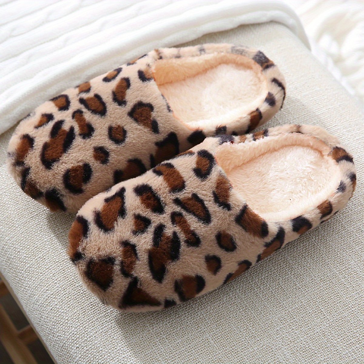 Women's Fluffy Home Slippers, Soft & Comfortable Leopard Pattern Indoor Slides - Image 26