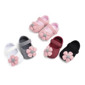 Ultra-Soft Premium Fleece Infant Slippers - Insulated Warmth for Boys & Girls - Adorable Newborn Crib Shoes Perfect for Playtime