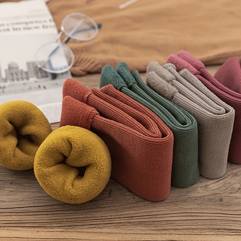 5 Pairs Women's Solid Fuzzy Thermal Mid Tube Floor Socks - Image 4
